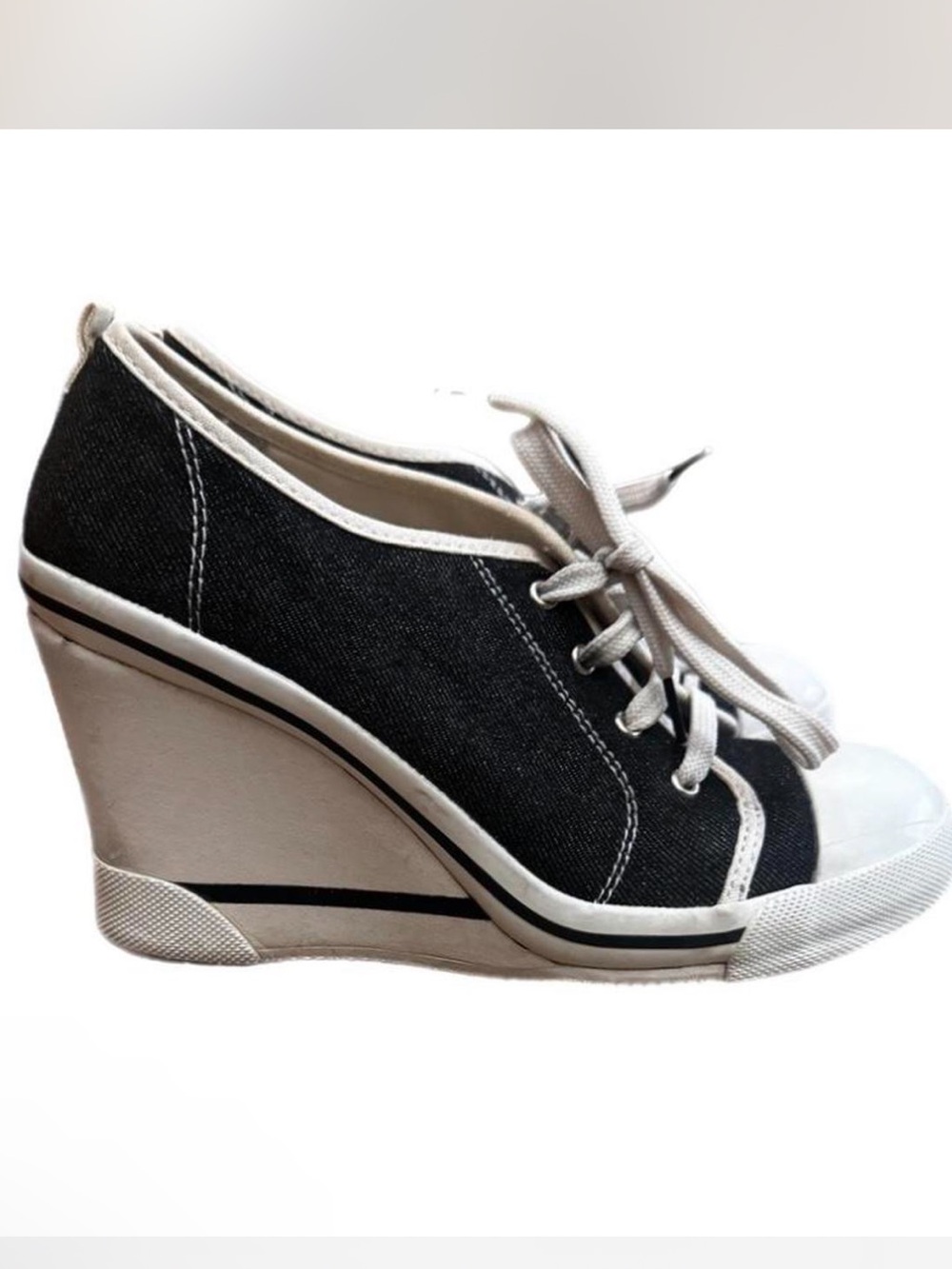 Y2K wedge denim sneakers Guess cute 90s chunky lace up round toe rare Bardot